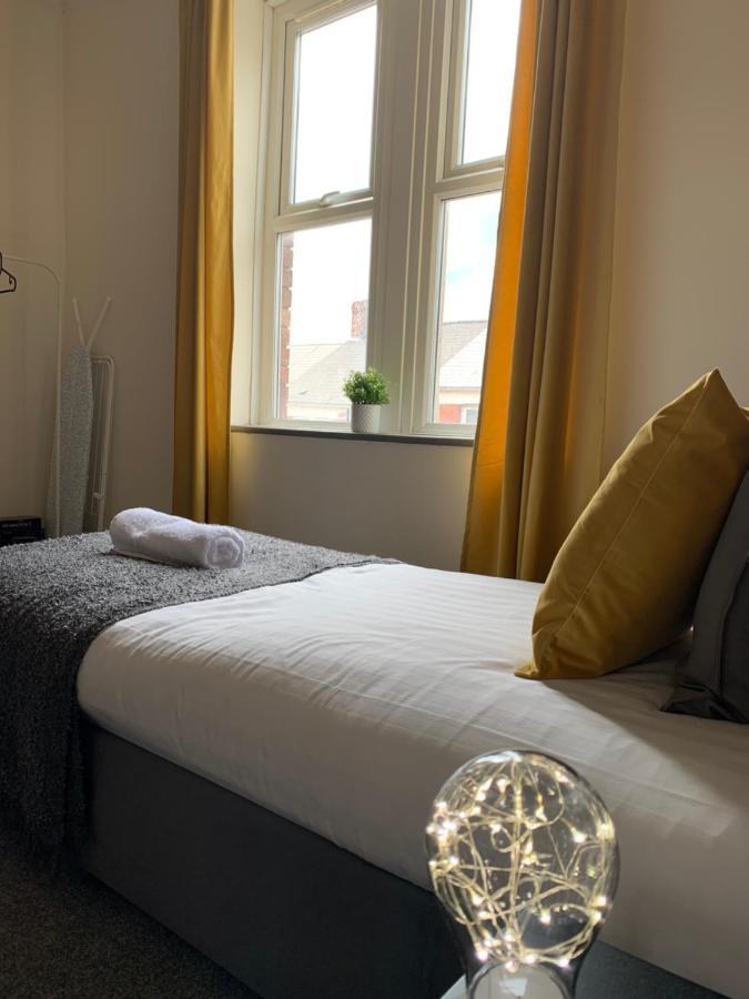Balfour3-3 Bdrm 5 Beds Contractor Digs Spacious Gateshead Extérieur photo